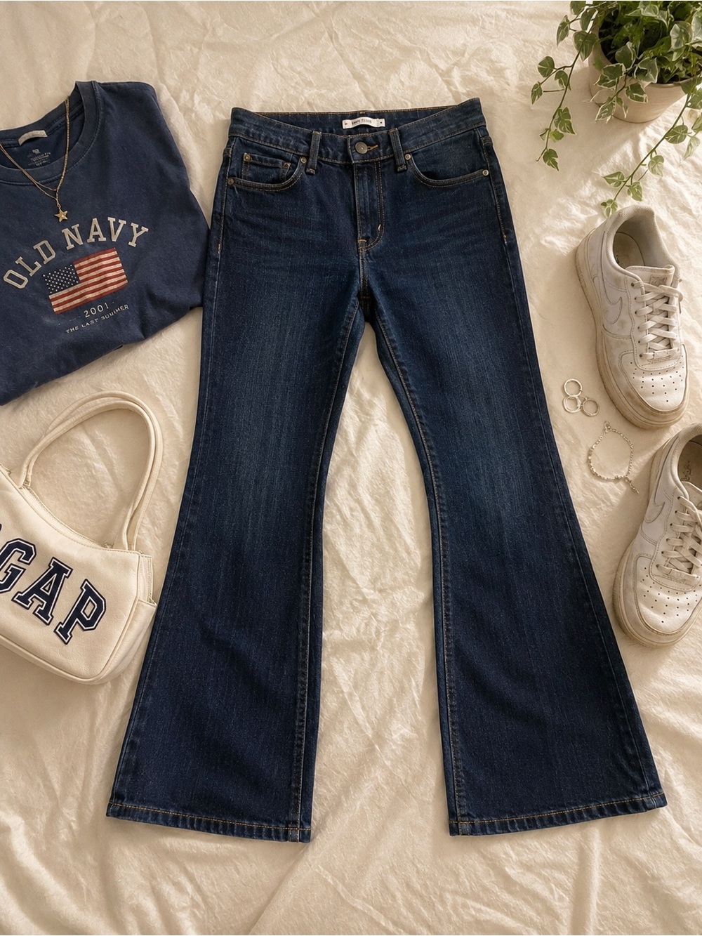 Levi's 515 Bootcut Jeans Dark Wash Denim Size 4/27